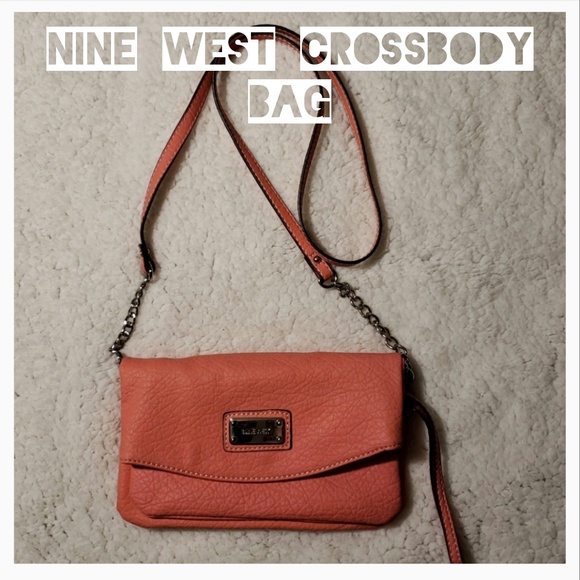Nine West Handbags - Nine west crossbody coral purse